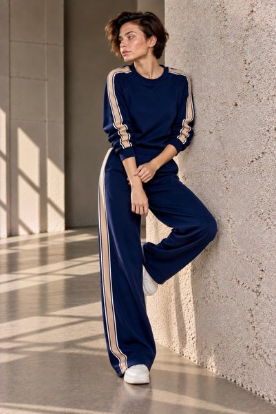 bb butik basic طقم نسائي بياقة دائرية وتفاصيل شريطية من نوبوك MY3535