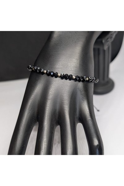 PIETRICELE Brățară reglabilă din cristal negru de sticlă cu 8 bile din aur de 14K, de 2.5 mm