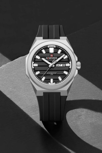 Naviforce Silicone Cord Sports Stylish Men's Wrist Watch