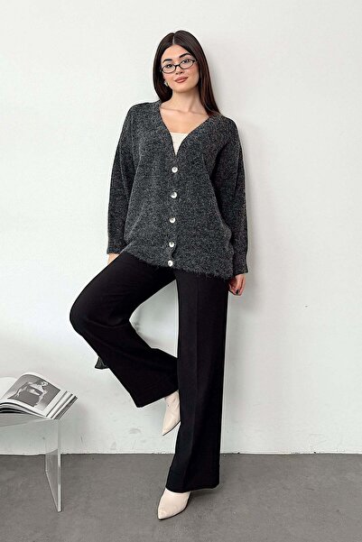 JEE LEE Women's V-Neck Buttoned Knitwear Cardigan Black - 27K 2664