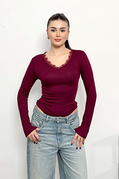 GİYSA Women's V-Neck Lace Snap-On Bodysuit Plum - 27K 2578