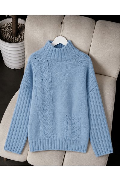 Hepsi Moda Hair Braided Oversized Knit Sweater - Baby Blue