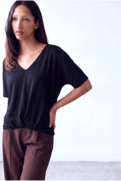 WESTMARK LONDON Women's Black Single Jersey Draped V-Neck 2/4 Sleeve Gathered...