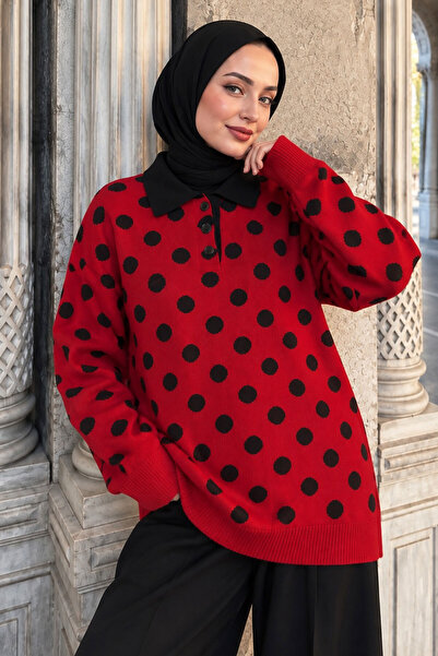 Tesettür Dünyası Geknöpfter Polka-Dot-Pullover TSD260318 Rot