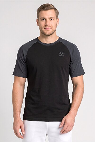 UMBRO Men Sportswear Fit Short Sleeve Outdoor T-Shirt, Black