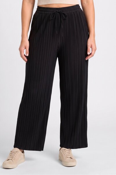 QED London Women Regular Fit Textured Wide Leg Pants, Black