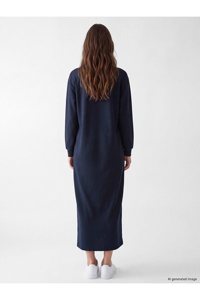LC Waikiki LCW Modest Lacivert Bisiklet Yaka A Kesim Sweat Elbise
