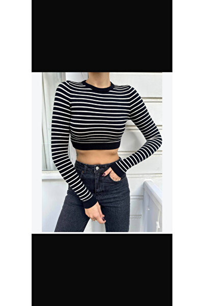 Çizgili crop triko