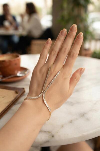 Genel Markalar Gold Renk Pirinç Zirkon Taşlı Baget Model Şahmeran