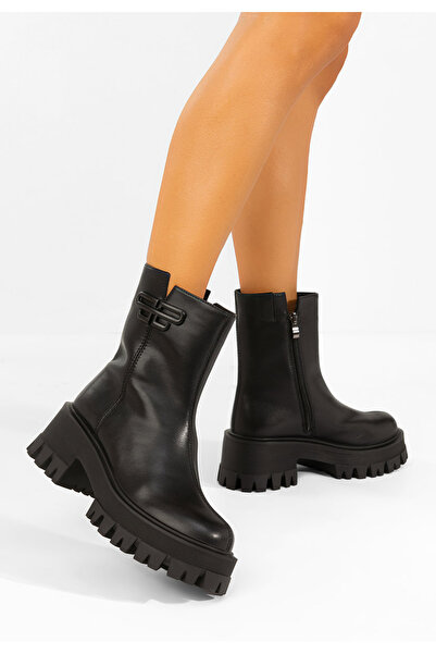 B T Shoes Γυναικείες μαύρες δερμάτινες μπότες Ριζόλια