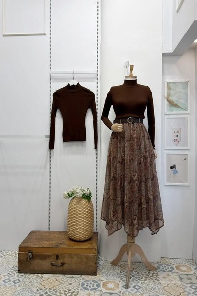 fayaboutique.com Asimetrik Kesim Kahverengi Şal Desen Şifon Etek