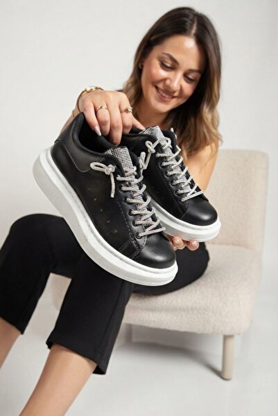 Zerenyus Sneaker - Crna