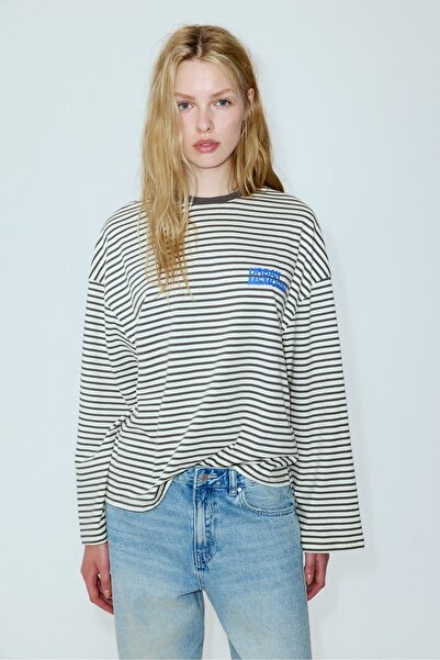 Pull & Bear Çizgili grafik Tişört