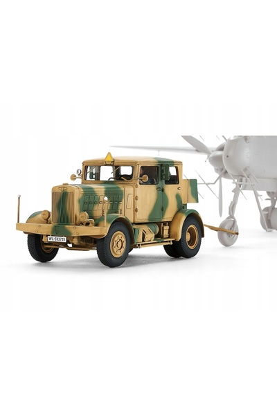 TAMIYA 1/48 Tractor greu german SS-100 32593
