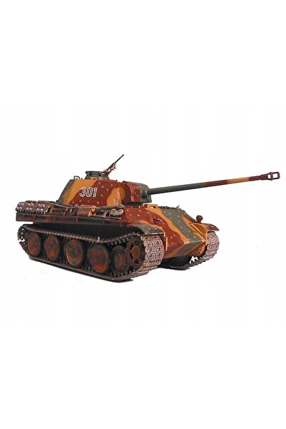 Revell 1/48 German Panther Ausf. G Tamiya 32520
