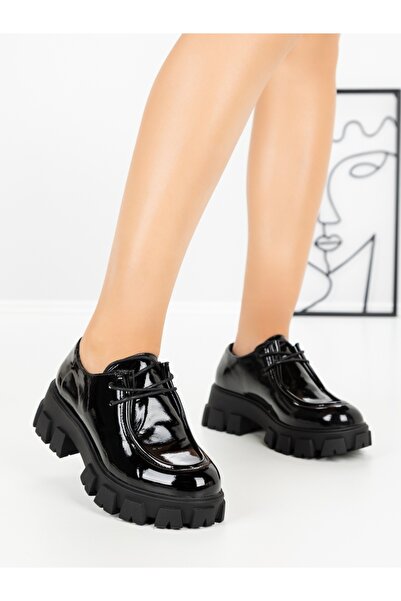 CM Pantofi casual dama negri din piele ecologica lacuita Duelia