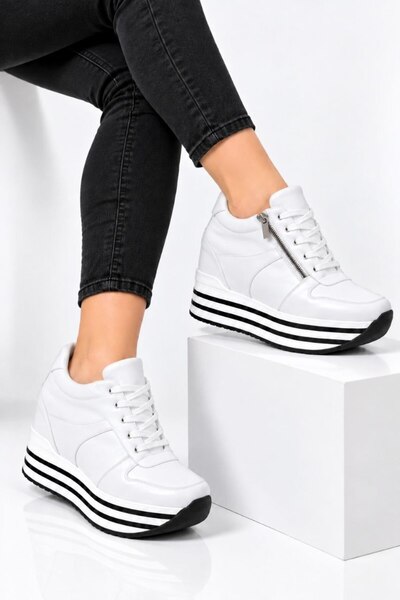 ELVI Sneakers - White - High heels (10 cm and above)