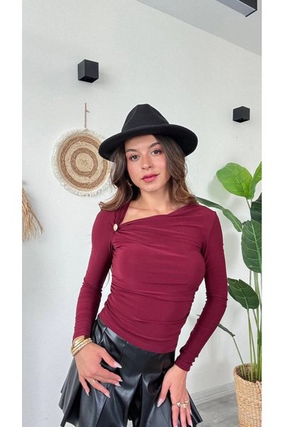 bysocafashion بلوزة نسائية ذات أكمام طويلة وياقة غير متماثلة وتفاصيل مشبك ذهب...
