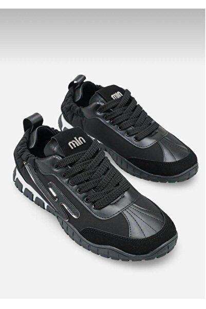 AZR Sneakers - Negru - Tocuri joase (1-4 cm)