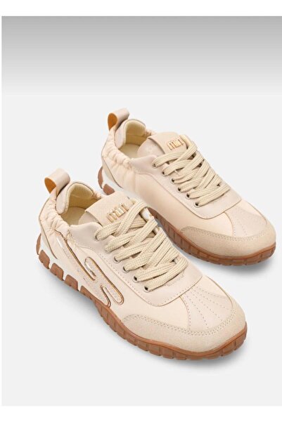 AZR Sneakers - Beige - Short heels (1–4 cm)