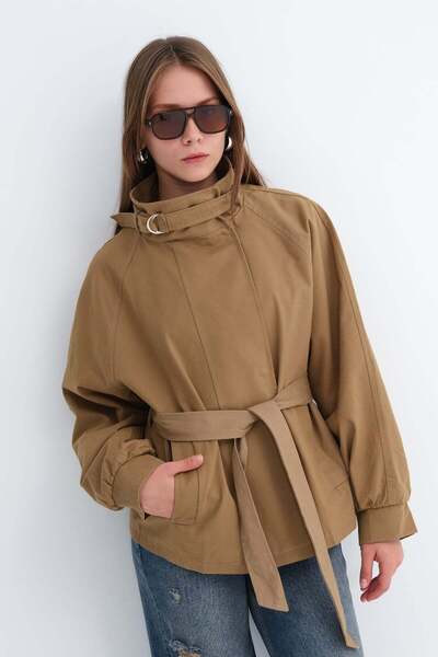Addax High Collar Short Trench Coat T7838