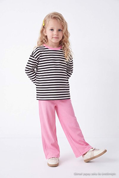 TRENDYOLKIDS Rosa gestreiftes Strick-Oberteil - Unterteil-Set TKDAW27AU00048