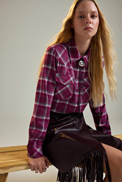 Trendyol Kollektion Fuchsia-Mehrfarbig kariertes Hemd mit Watte-Detail TWOAW2...