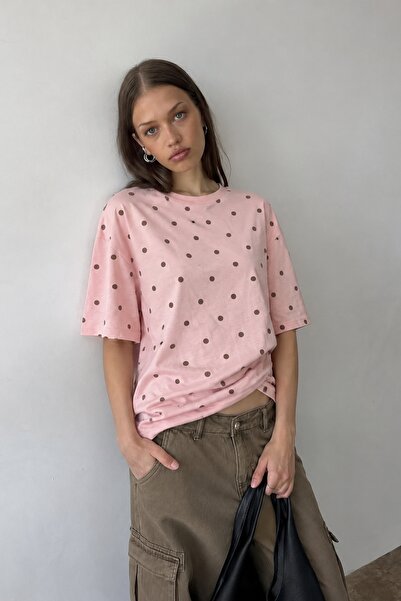 GIA - ART Tricou oversize pentru femei Polka Muse roz cu buline – Decolteu ro...
