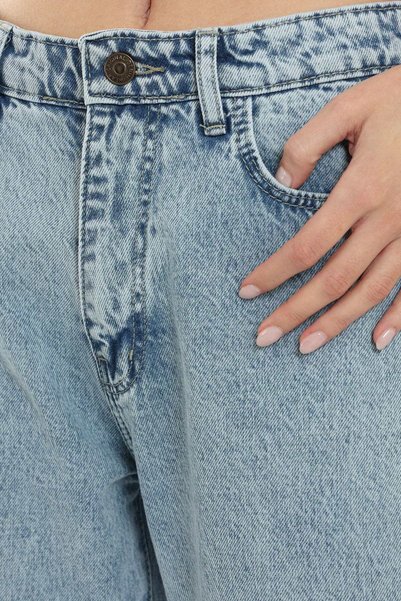 CARINA بنطال جينز واسع الساق مع جيوب