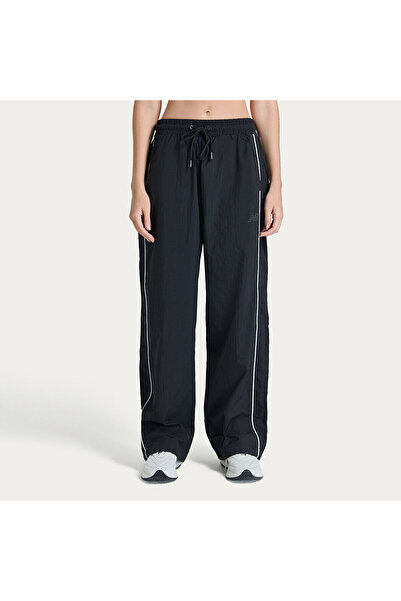 New Balance Wnp3604 Black Women's Sweatpants