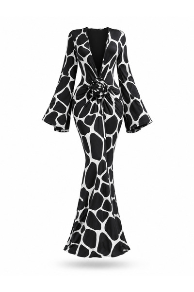 Generic Brand Rea Rose Detailed Maxi Dress
