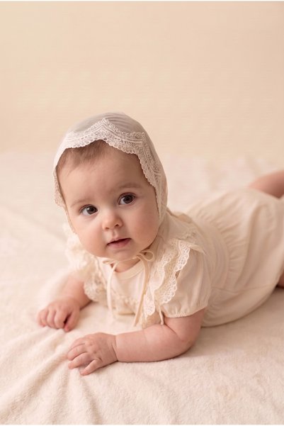 MONTİNA Baby Girl 100% Cotton Vintage Lace Romper Jumpsuit and Bonnet Hat 2-Piece Set