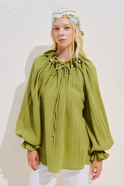 Manuka Muslin Blouse with Ruched Collar Green