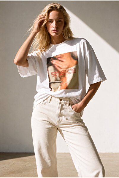 Amia&Co. Λευκό Oversize City Printed Crew Neck Basic κοντομάνικο γυναικείο T-...