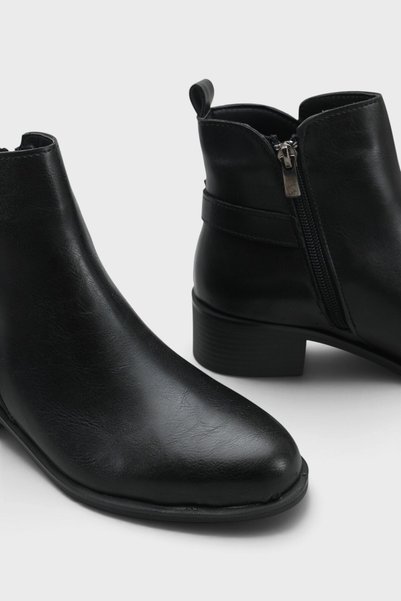 Capone Outfitters Cizme casual de damă cu toc mediu și cataramă Ronda