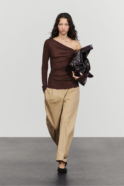 Massimo Dutti Asimetrik dökümlü uzun kollu top