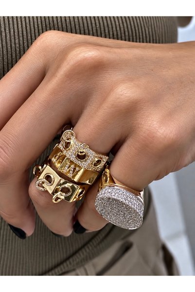 Sense of Atelier Anaïs Pavé Stone Ring