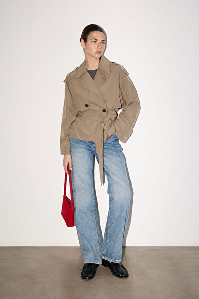 BE BLUE Ash Beige Short Trench Coat