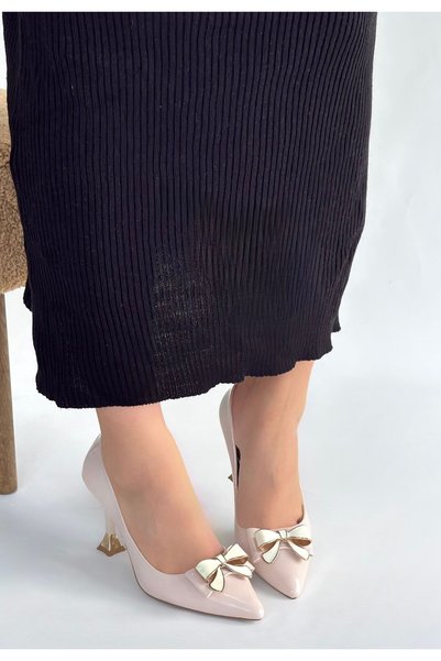 Generic Brand Coby Beige Patent Leather High Heels