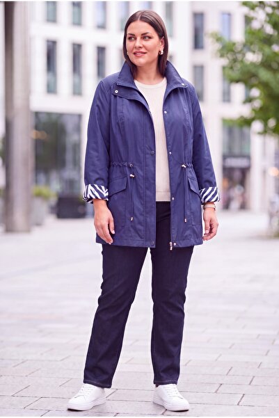 Büyük beden trench coat
