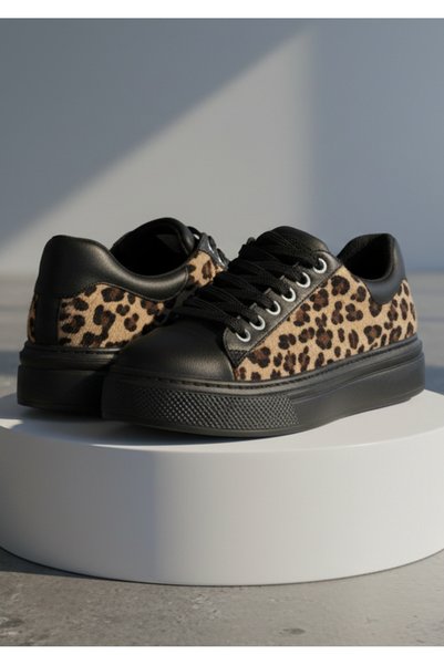 Stilo Black Leopard Patterned Women's Black Sports Shoes