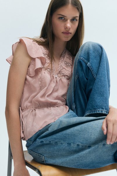 H&M Dantel Detaylı Bluz