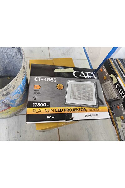 200 w projektör