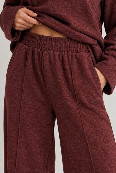 Manche Wide Leg Trousers with Elastic Waist and Front Stitching Detail |   Mkw6811505-1