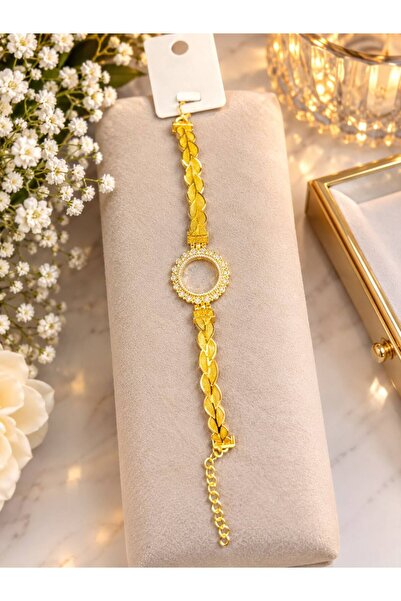 Vipfoni Quarter and Gram Weighted Hollow Gold Color Frame Bracelet
