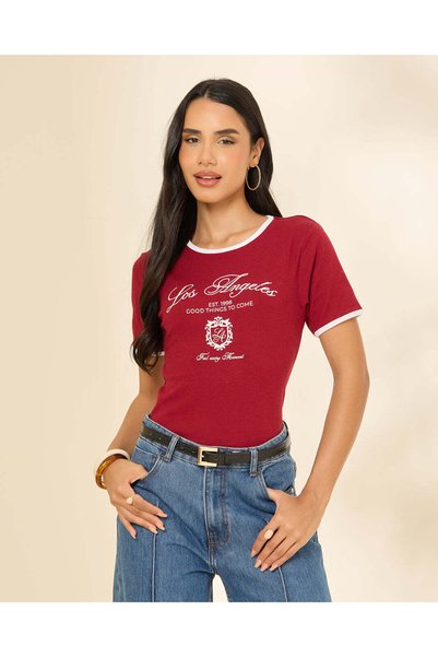 REDTAG تي شيرت نسائي أحمر مطبوع مضلع
