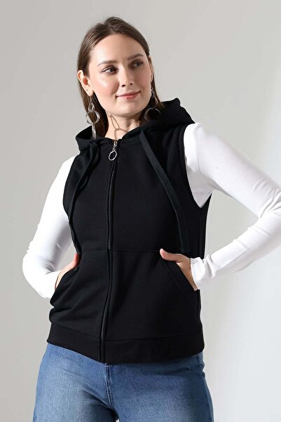 ModaPlaza Women's 3-Strand Non-Padded Kangaroo Pocket Hooded Zipper Vest 22172