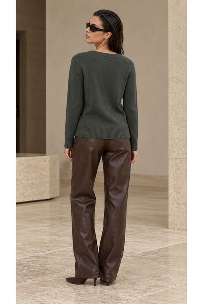 Lavinza V-Neck Wool Sweater