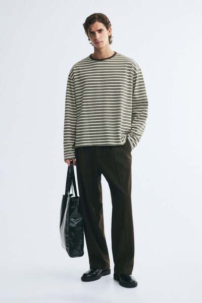 H&M Relaxed Fit Boxy long-sleeved T-shirt