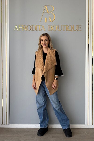 Afrodita Boutique Vesta Colt